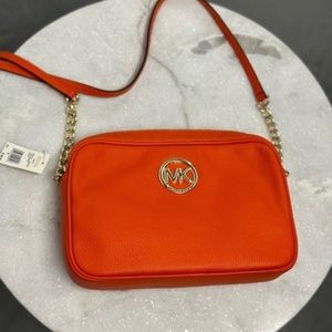 Brand New with tags Michael KORS FULTON crossbody bag